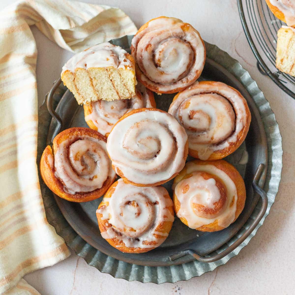 Cinnamon Roll Muffins