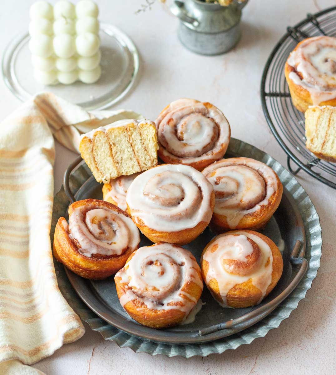 Cinnamon Roll Muffins