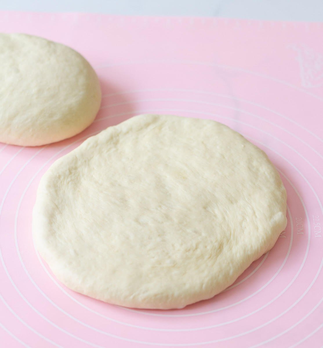 Pat the dough into a circle