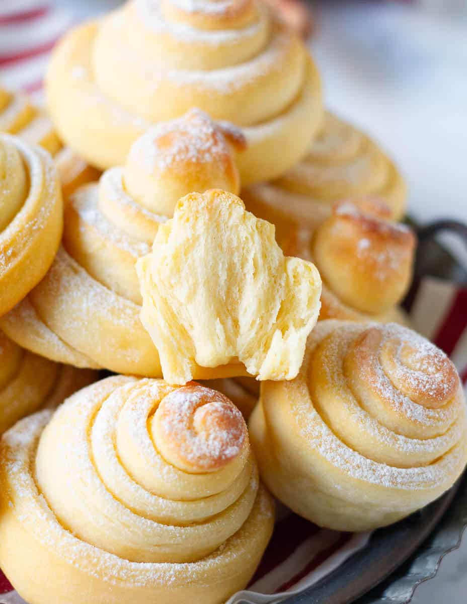 cross section of the bread with other rolls