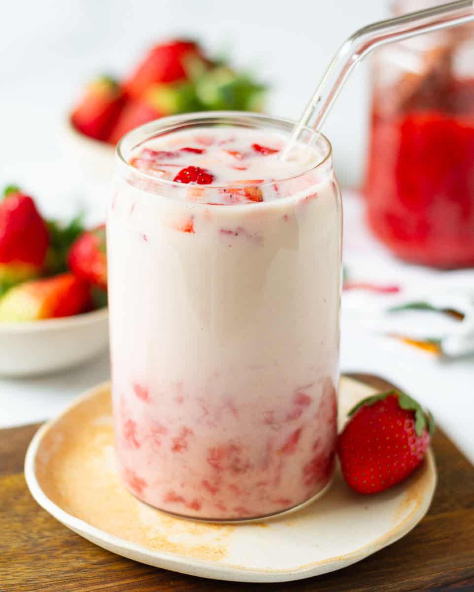 Easy Korean Strawberry Milk