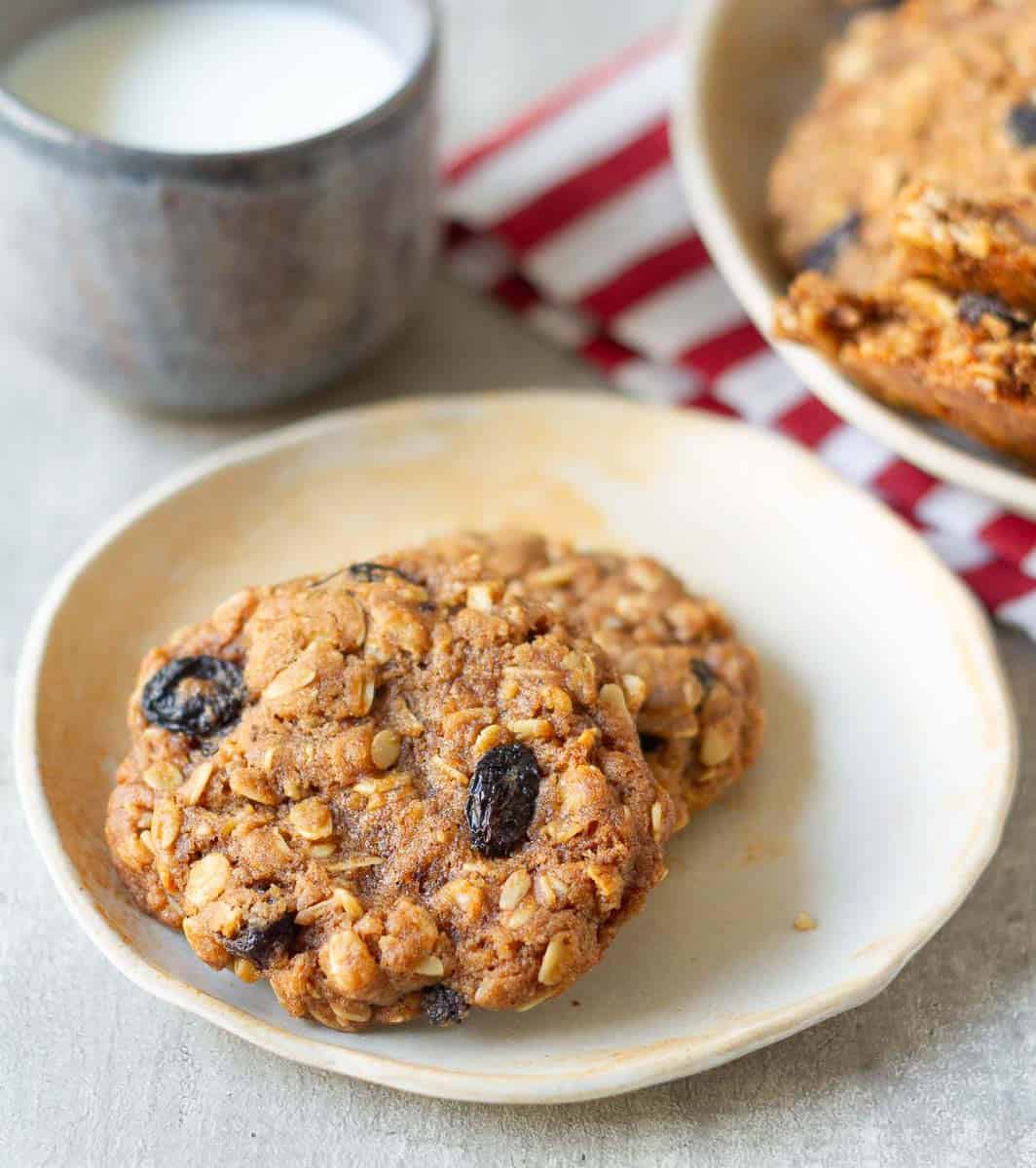  Oatmeal Raisin Cookies Recipe